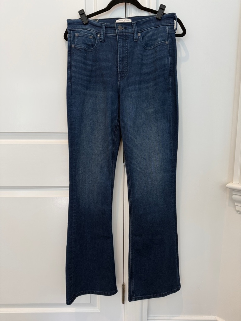 Banana Republic Mid-Rise Flare Jeans Size 30 NWOT